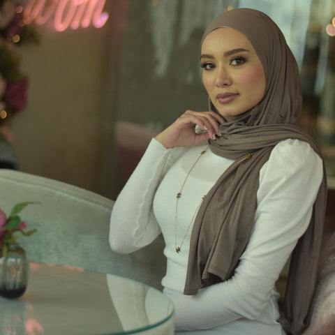 Jersey hijab, headscarf, haute